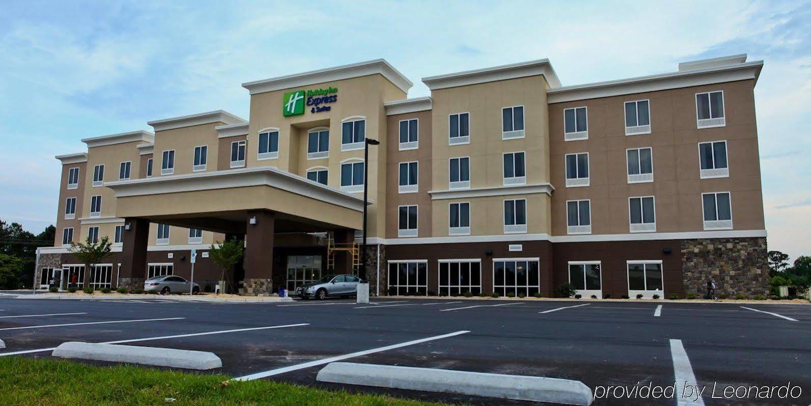 Holiday Inn Express Hotel & Suites Goldsboro - Base Area, An Ihg Hotel Extérieur photo